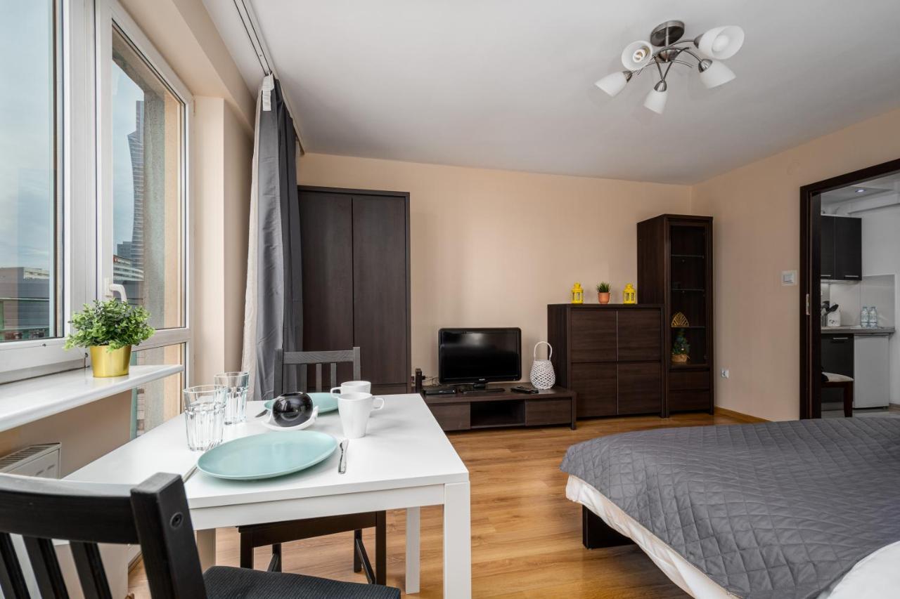 Warsaw Apartments Jana Pawla II 18 Street Buitenkant foto